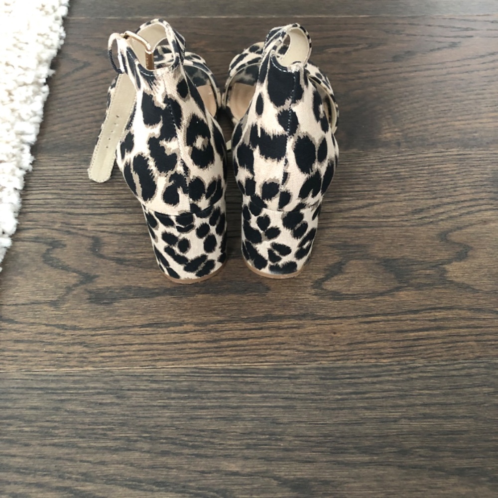 Sandals - Picture 4 of 4